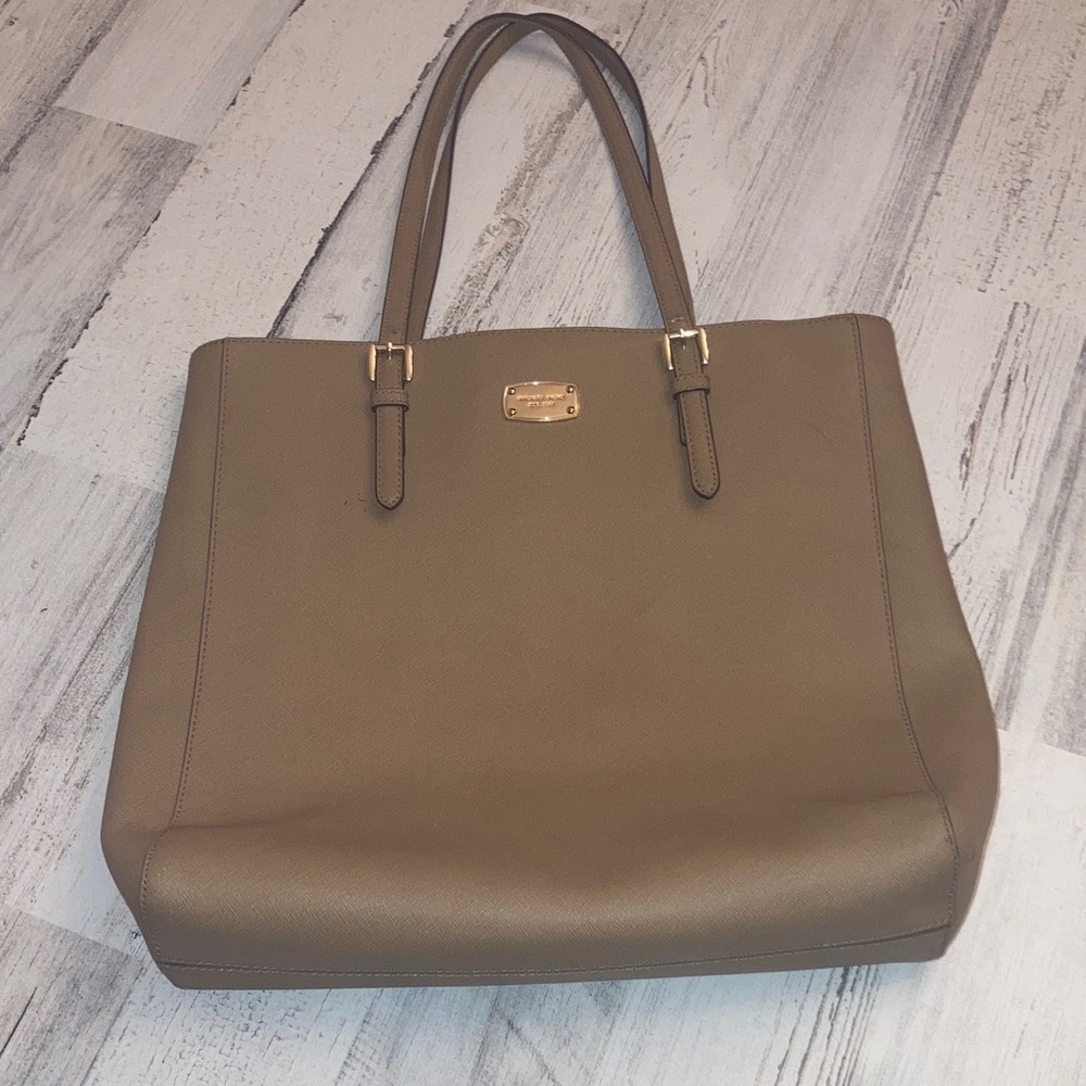 100% Authentic Micheal Kors JET Set XL Tote / Carry all - Picture 3 of 15